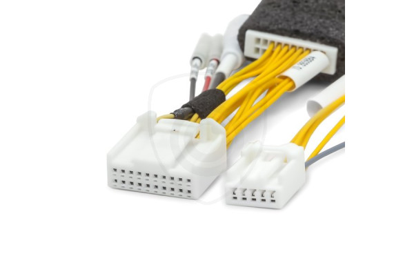 Kabelový adaptér pro připojení couvací kamery k monitoru Toyota GEN5 / GEN6