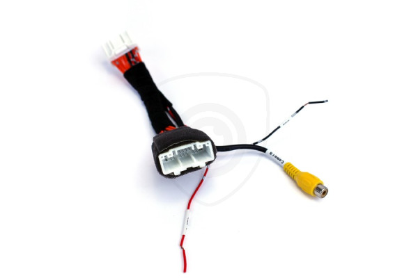 Adaptér k couvací kameře pro monitor Mazda 3 hatchback 2013 - 2018 Adaptér k couvací kameře pro monitor Mazda 3 hatchback 2013 - 2018