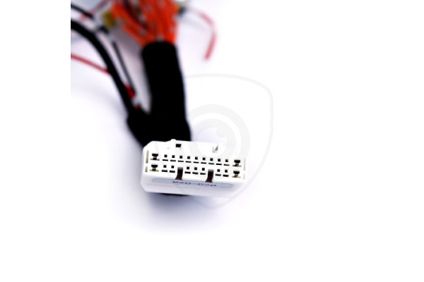 Adaptér k couvací kameře pro monitor Mazda 3 hatchback 2013 - 2018 Adaptér k couvací kameře pro monitor Mazda 3 hatchback 2013 - 2018