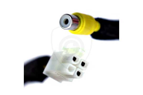 Adaptér na propojení couvací kamery s monitorem Subaru 2006 - 2013 Adaptér na propojení couvací kamery s monitorem Subaru 2006 - 2013