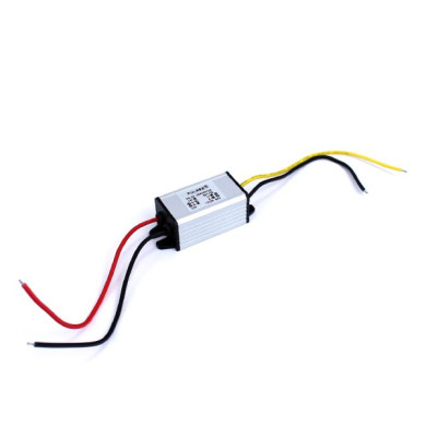 Měnič napětí 24V na 12V (3A) Měnič napětí 24V na 12V (3A)