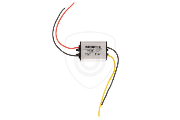 Měnič napětí z 17–100V na 12V (3A) pro couvací kamery