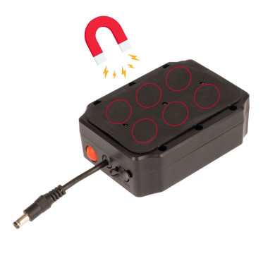 Externí baterie s magnetem – náhradní zdroj pro couvací kameru nebo monitor Externí baterie s magnetem – náhradní zdroj pro couvací kameru nebo monitor